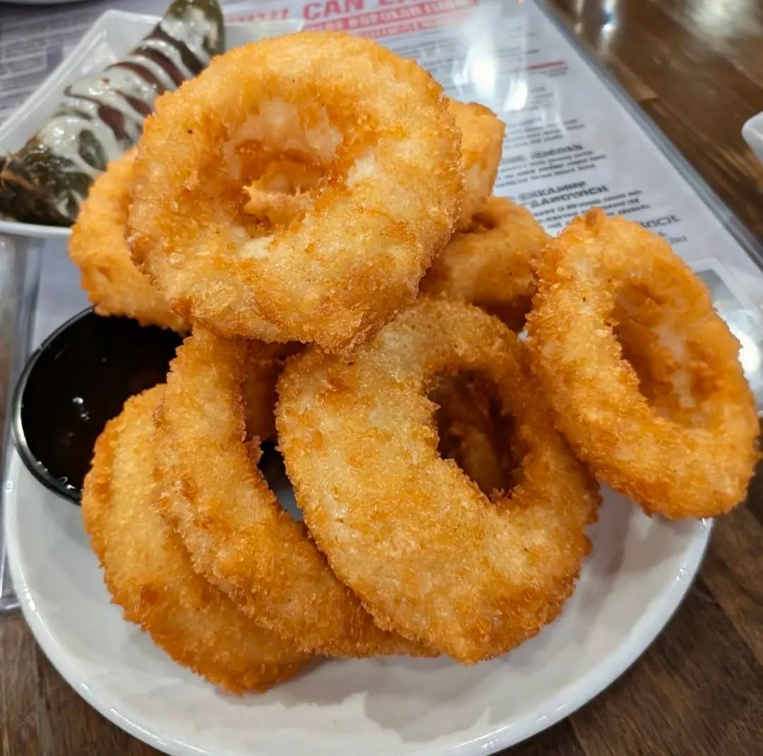 Onion rings at Slater's 50/50